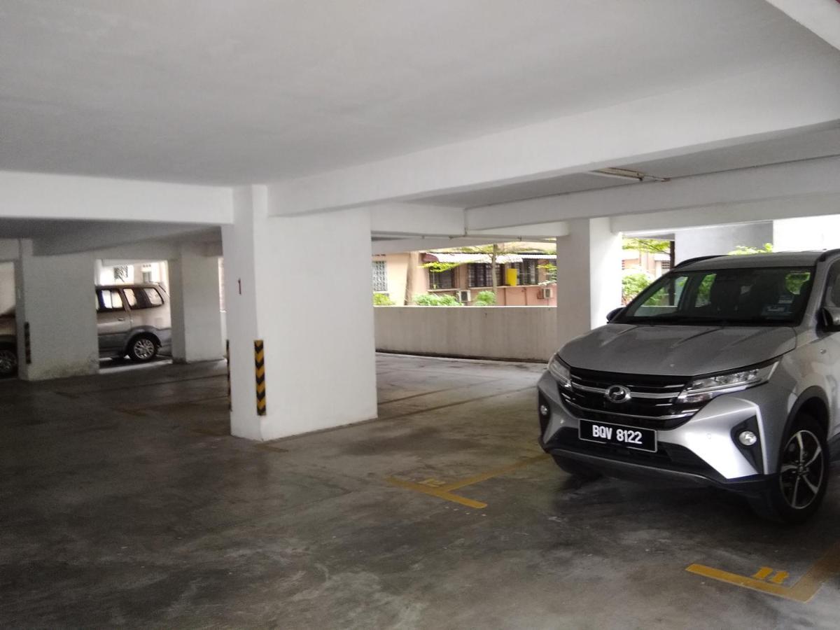Kl Rinas Best Homestay At Bukit Bintang City Center